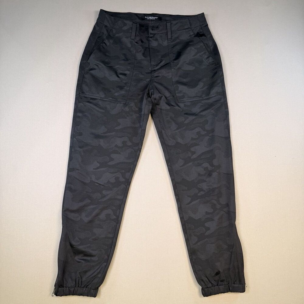 Liverpool Los Angeles Satin Crop Utility Pants In Black Camo Joggers Size 6/28